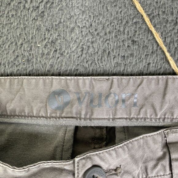 Vuori Collins Chino Meta Pants Mens Size 30 Slim Leg Casual Pale Gray v433 - Picture 6 of 13